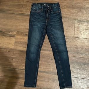 Aeropostale High Rise Dark Wash Skinny Jeans